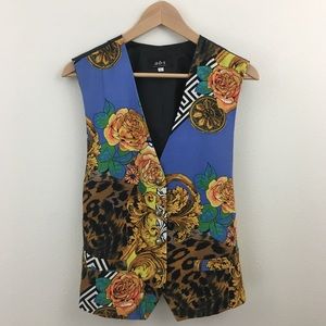 🔴 Vintage Orange & Yellow Roses Vest